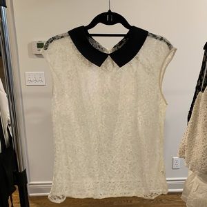 Lace collared blouse